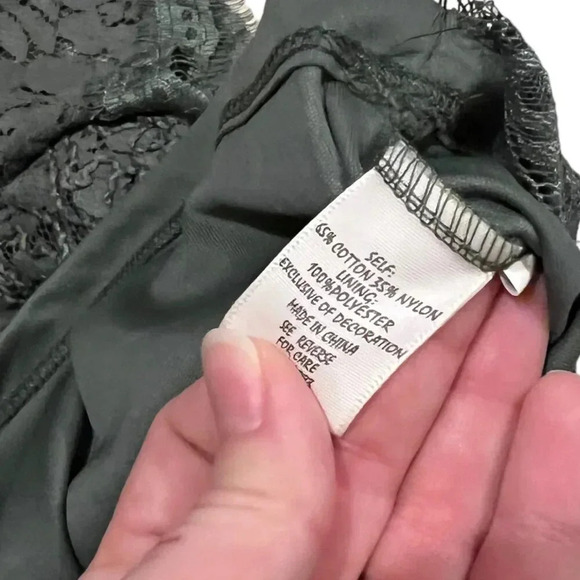 Adiva Olive Green Lace Scallop Trimmed Top M - Picture 4 of 5